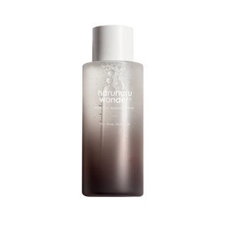 haruharu wonder's Black Rice Hyaluronic Toner in a 300 ml bottle.