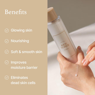 I'm from's Rice Toner provides several benefits, including glowing skin, nourishing properties, soft and smooth skin, improved moisture barrier, and the elimination of dead skin cells.